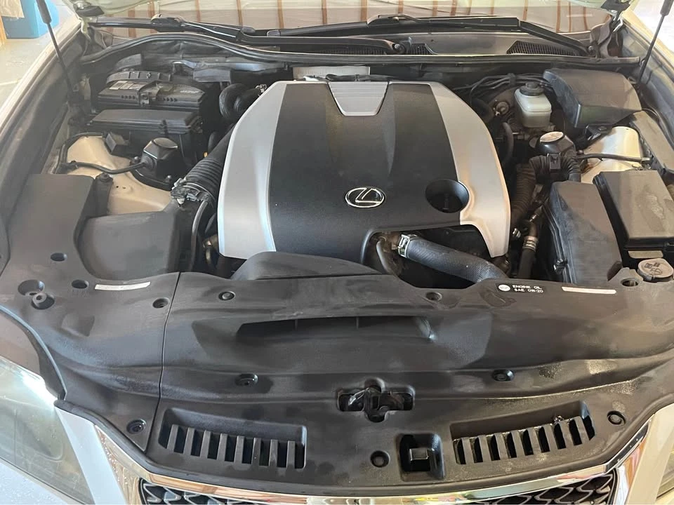 2013 Lexus GS 4th Gen - Image 16 of 17