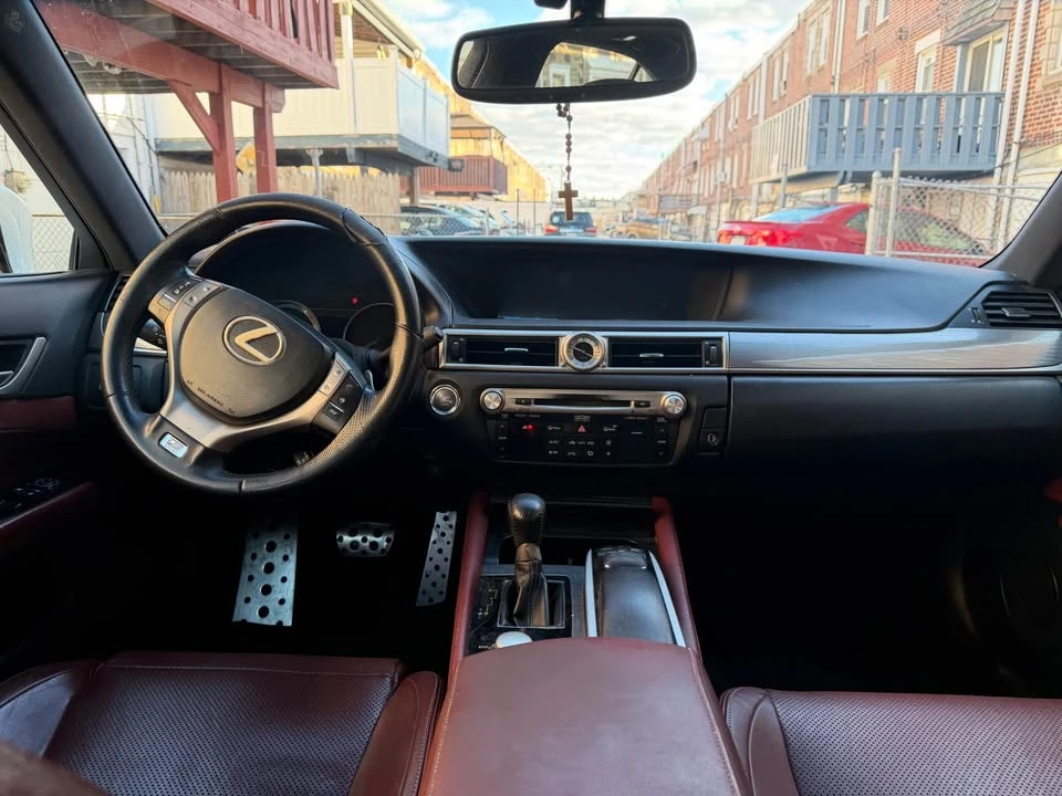 2013 Lexus GS 4th Gen - Image 8 of 13