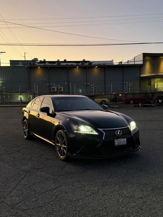 2013 Lexus GS 4th Gen - Image 3 of 10