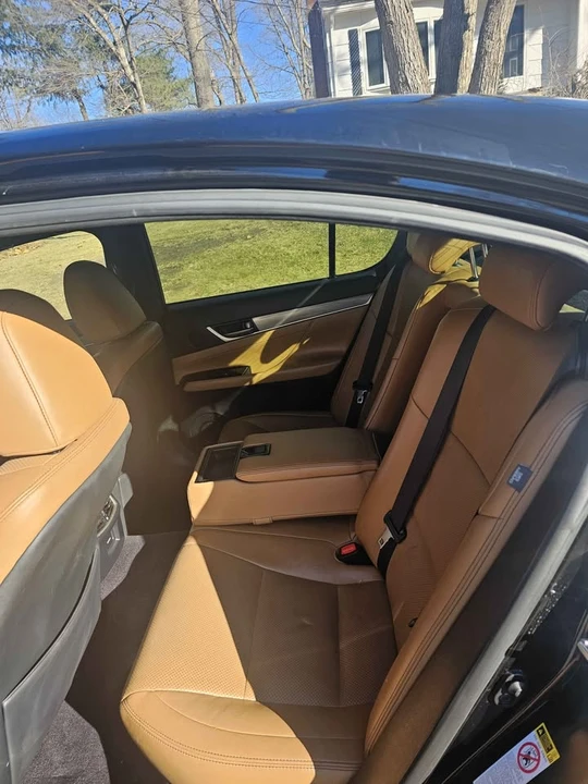 2013 Lexus GS 4th Gen - Image 10 of 19