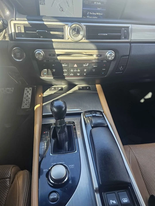 2013 Lexus GS 4th Gen - Image 15 of 19