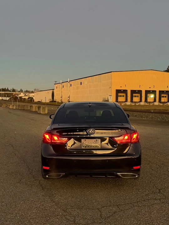 2013 Lexus GS 4th Gen - Image 5 of 10