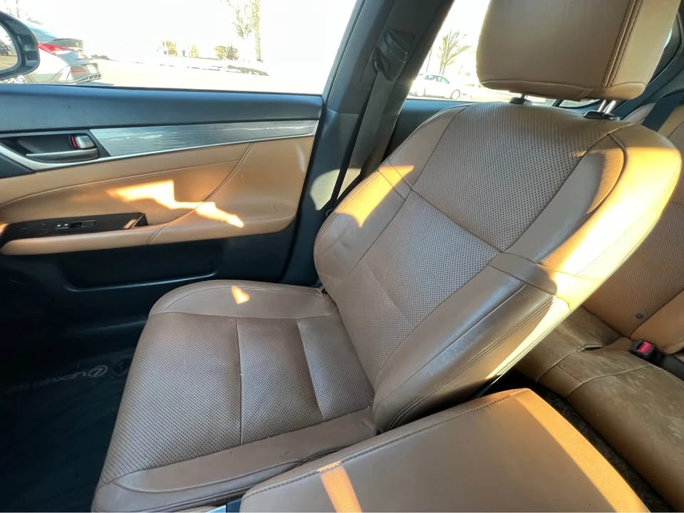 2013 Lexus GS 4th Gen - Image 17 of 19