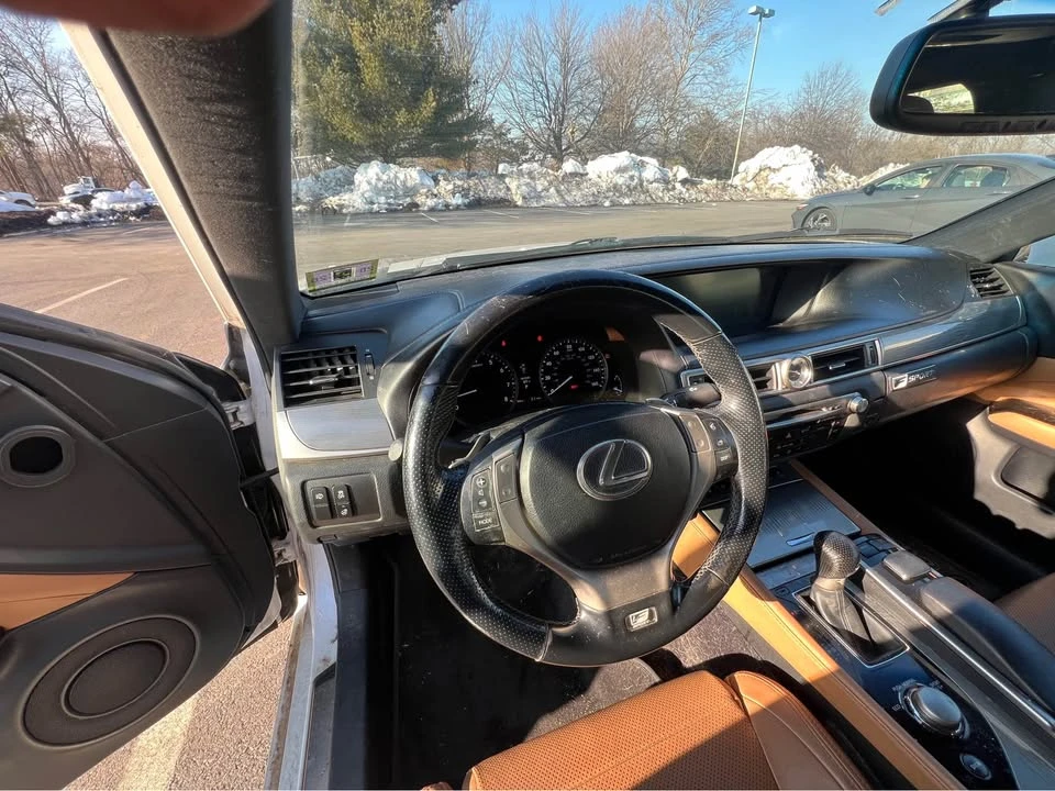 2013 Lexus GS 4th Gen - Image 14 of 19