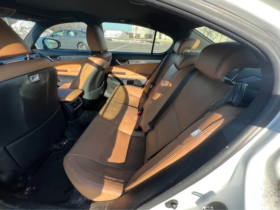 2013 Lexus GS 4th Gen - Image 18 of 19