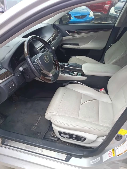 2013 Lexus GS 4th Gen - Image 5 of 20