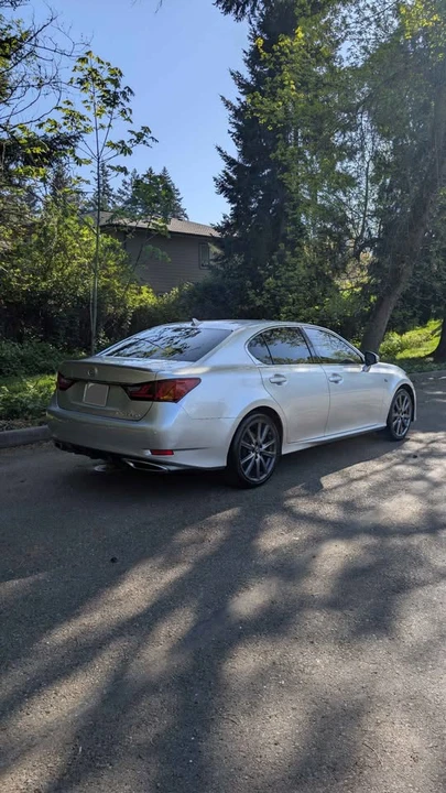 2013 Lexus GS 4th Gen - Image 5 of 12