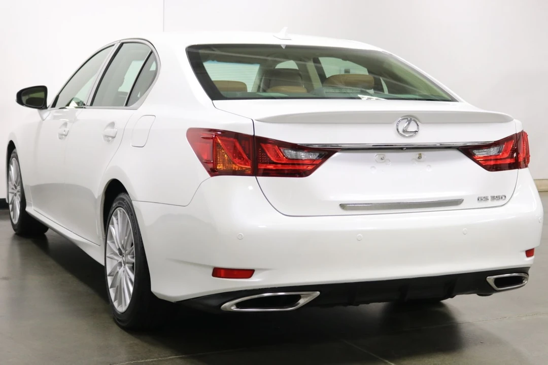2013 Lexus GS 4th Gen - Image 7 of 12