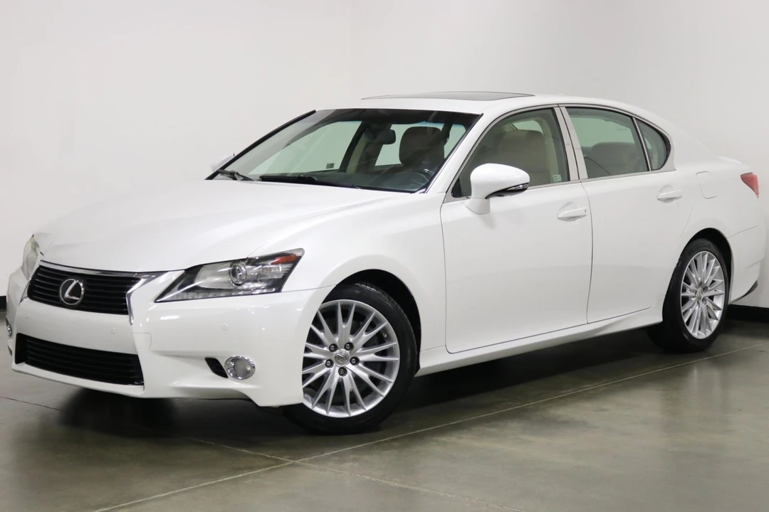 2013 Lexus GS 4th Gen - Image 5 of 12