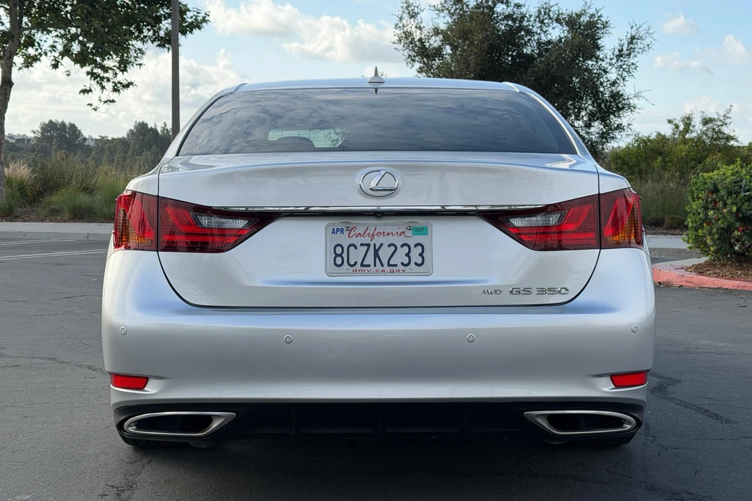 2013 Lexus GS 4th Gen - Image 5 of 31