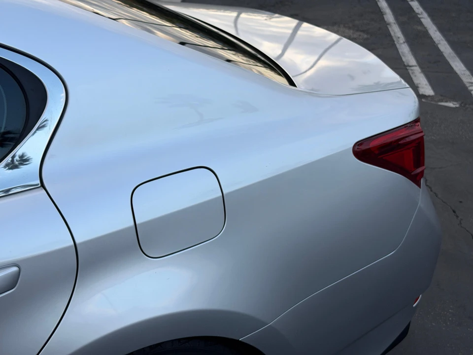 2013 Lexus GS 4th Gen - Image 19 of 31