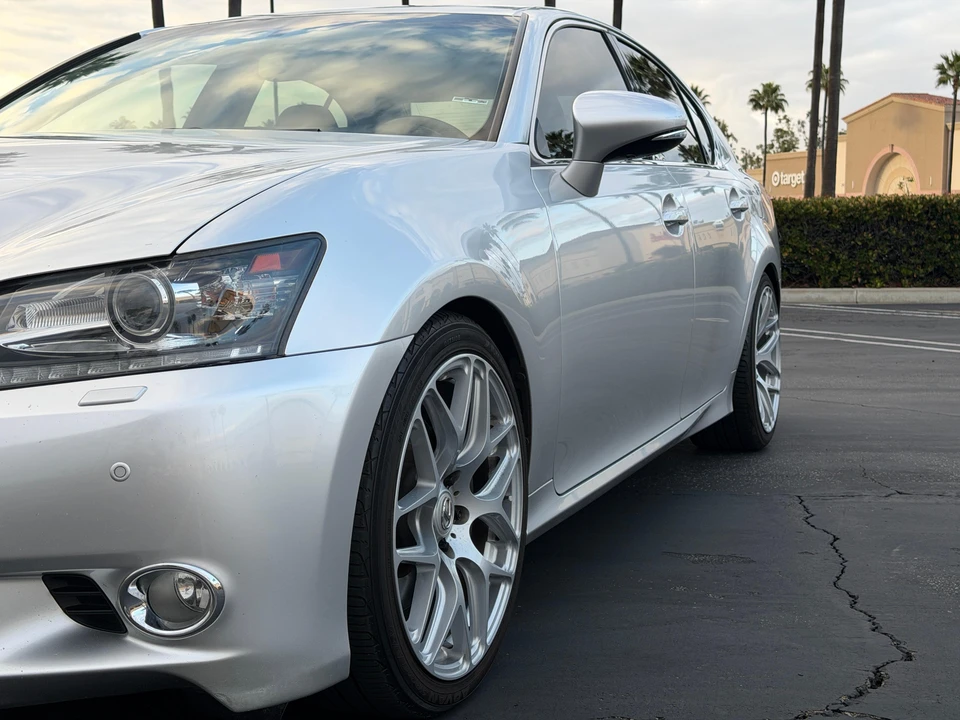 2013 Lexus GS 4th Gen - Image 13 of 31
