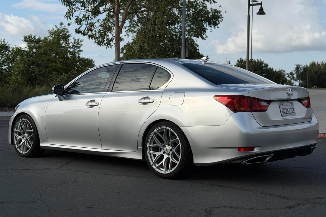 2013 Lexus GS 4th Gen - Image 4 of 31