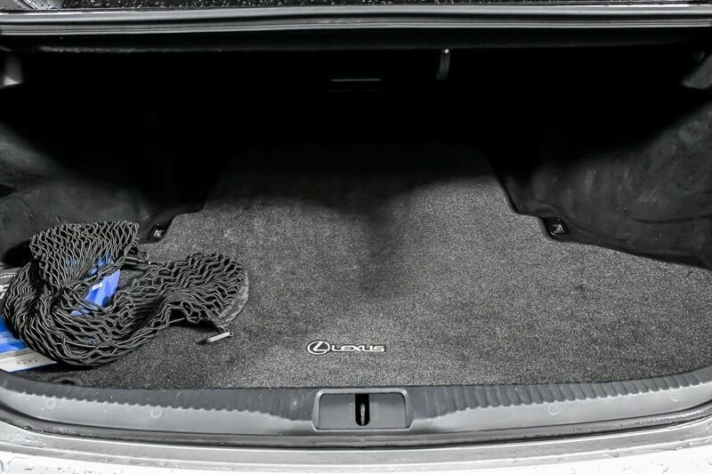 2013 Lexus GS 4th Gen - Image 13 of 21