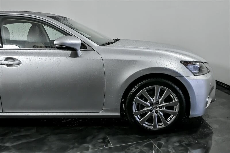 2013 Lexus GS 4th Gen - Image 12 of 21