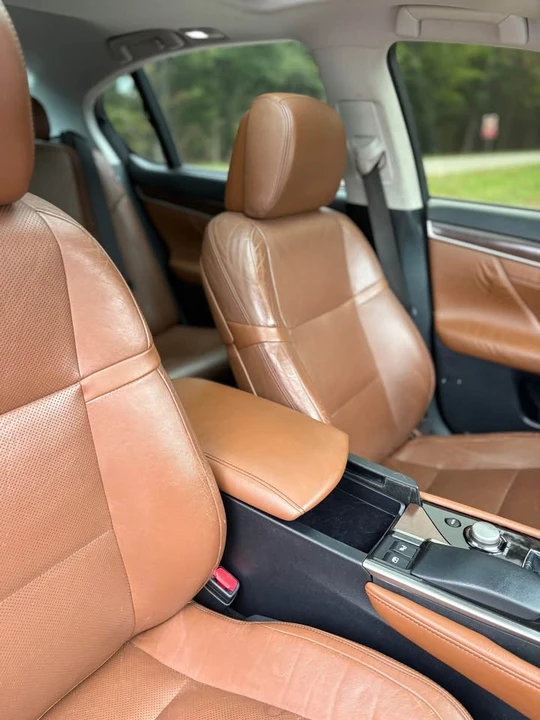 2013 Lexus GS 4th Gen - Image 15 of 19