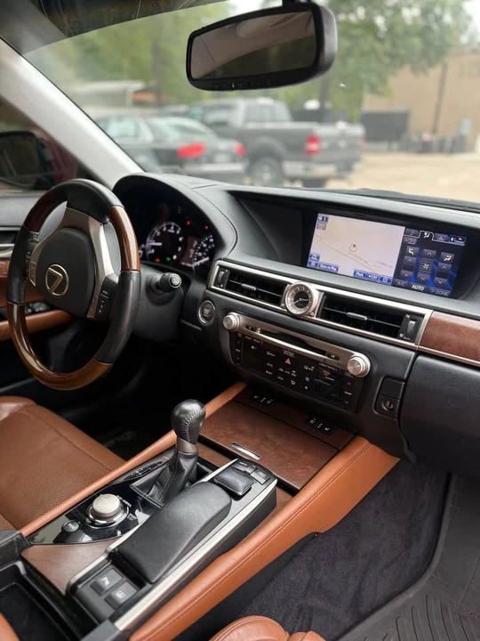 2013 Lexus GS 4th Gen - Image 16 of 19