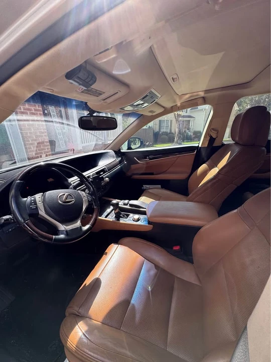2013 Lexus GS 4th Gen - Image 15 of 16