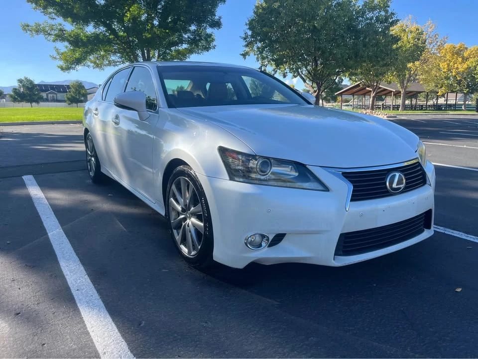 2013 Lexus GS 4th Gen - Image 3 of 20