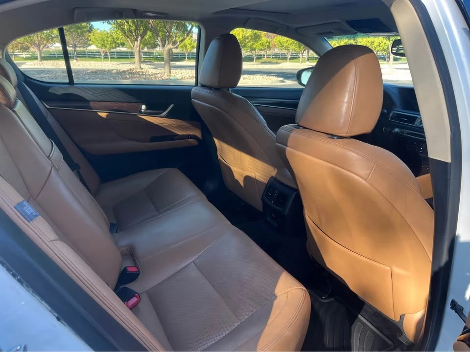 2013 Lexus GS 4th Gen - Image 14 of 20