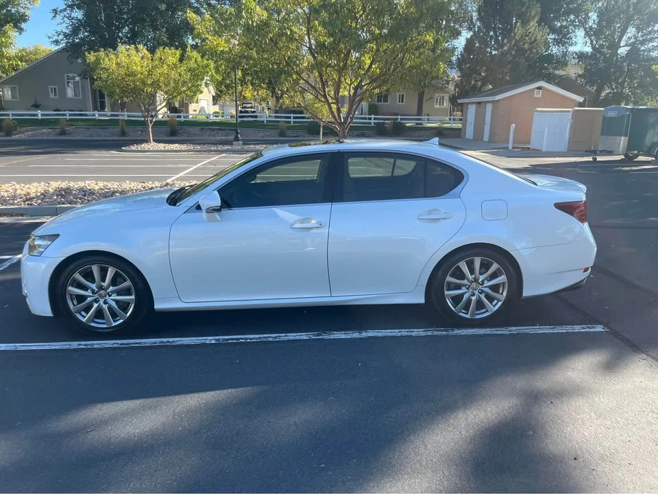 2013 Lexus GS 4th Gen - Image 4 of 20