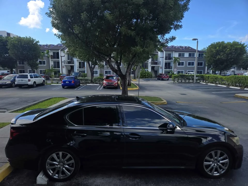 2013 Lexus GS 4th Gen - Image 16 of 16