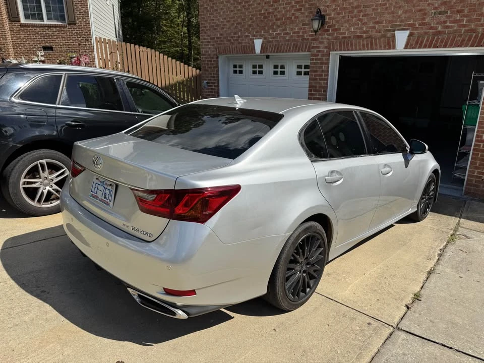 2013 Lexus GS 4th Gen - Image 9 of 16