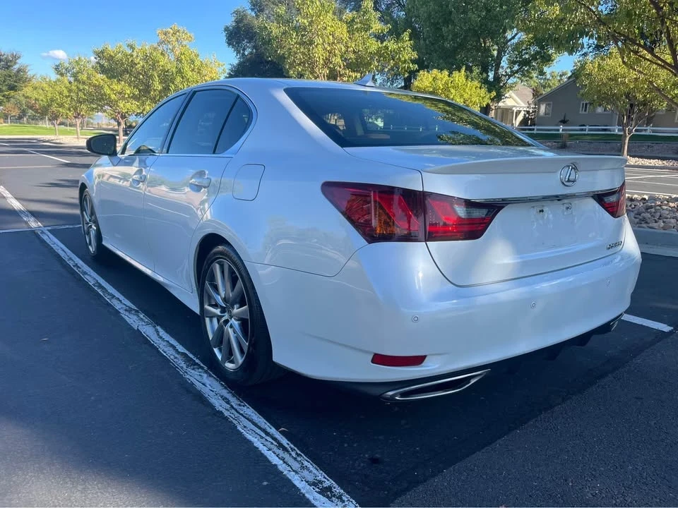2013 Lexus GS 4th Gen - Image 5 of 19
