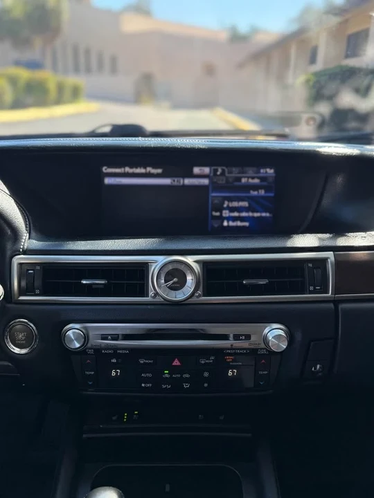 2013 Lexus GS 4th Gen - Image 18 of 20