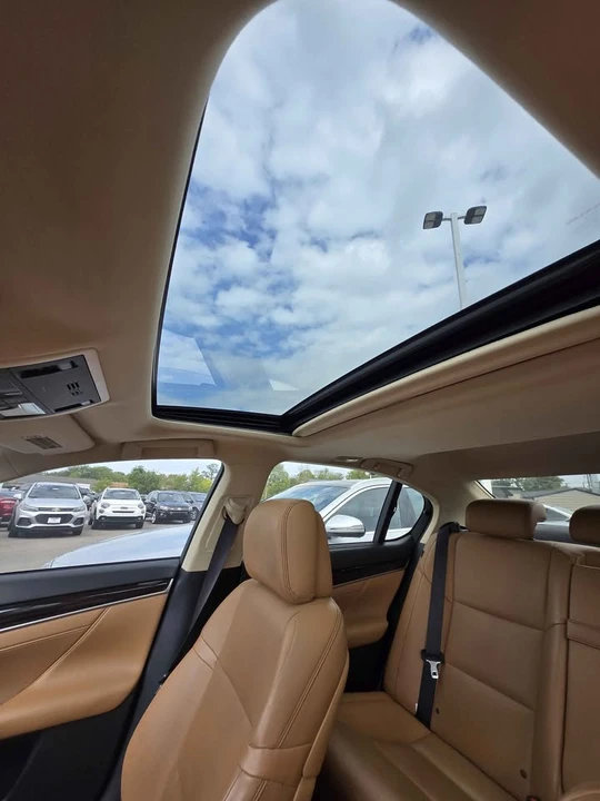 2013 Lexus GS 4th Gen - Image 10 of 14