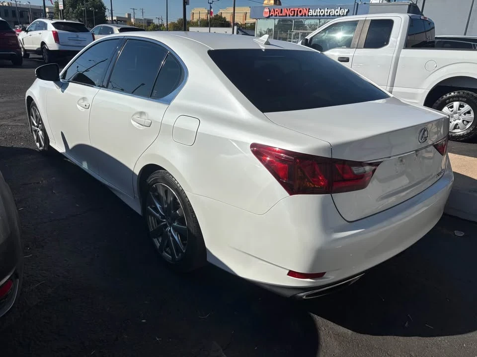 2013 Lexus GS 4th Gen - Image 2 of 4