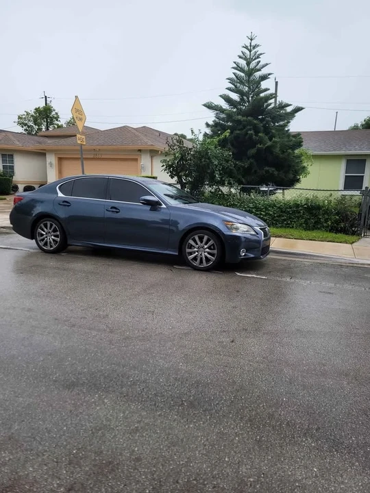 2013 Lexus GS 4th Gen - Image 4 of 6