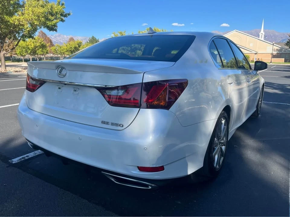 2013 Lexus GS 4th Gen - Image 7 of 19
