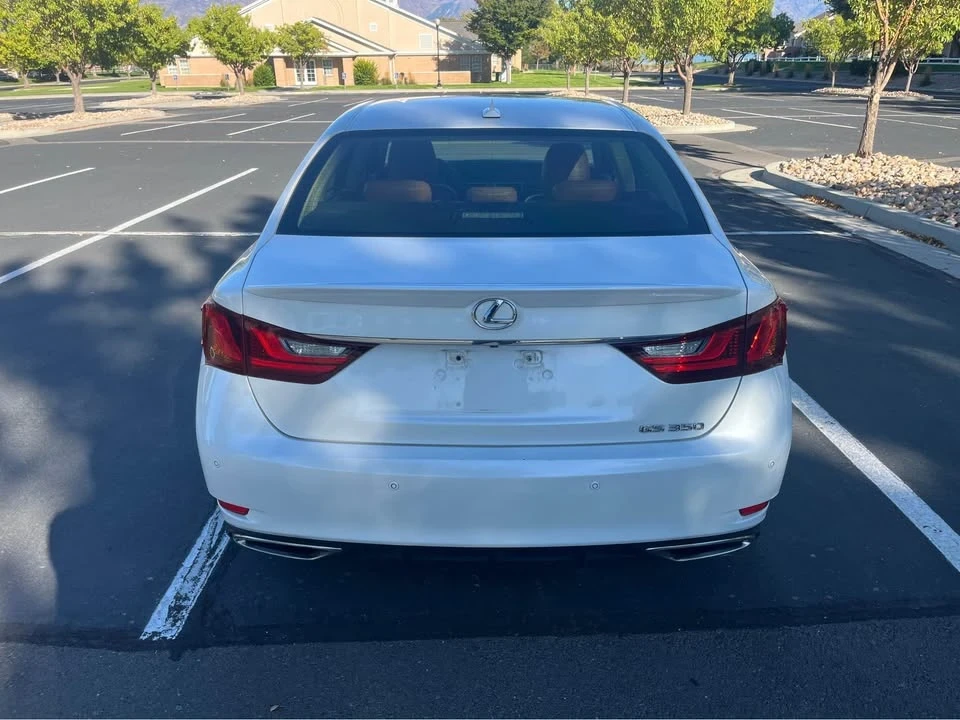 2013 Lexus GS 4th Gen - Image 6 of 19