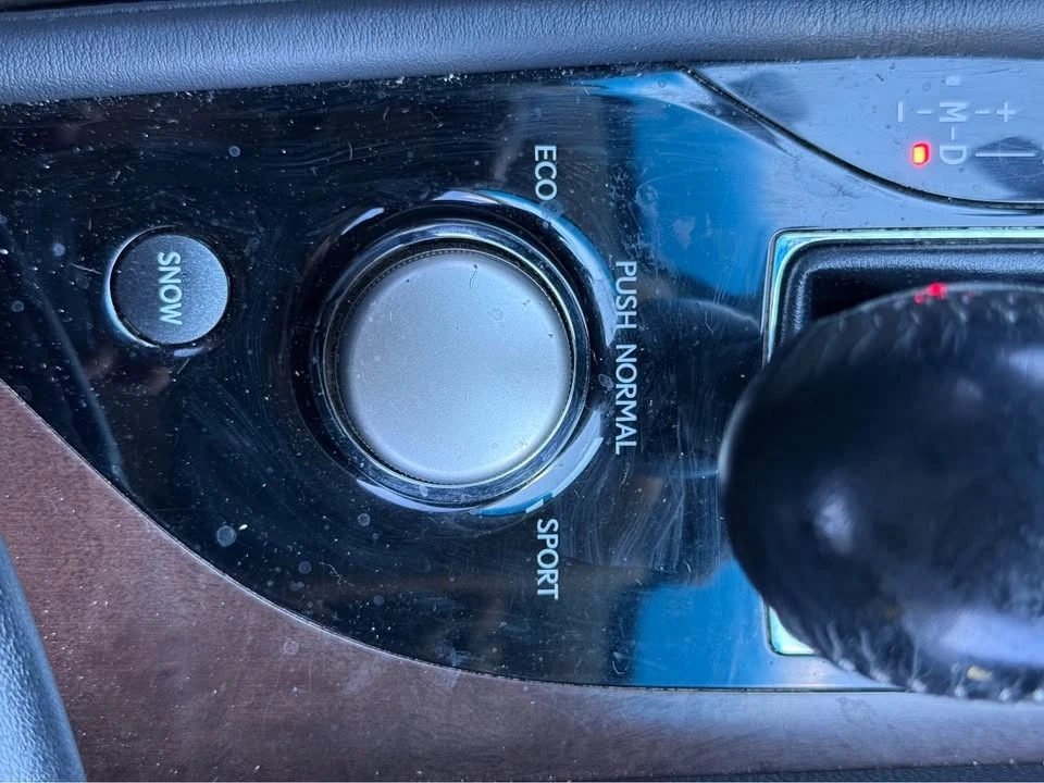 2013 Lexus GS 4th Gen - Image 12 of 12