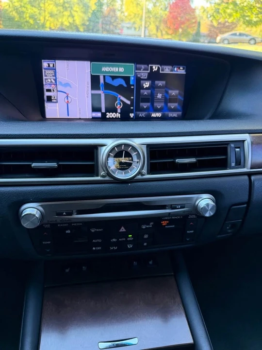 2013 Lexus GS 4th Gen - Image 11 of 12