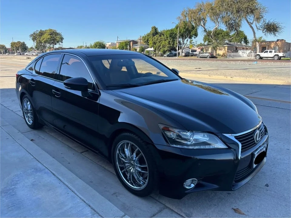 2013 Lexus GS 4th Gen - Image 3 of 18