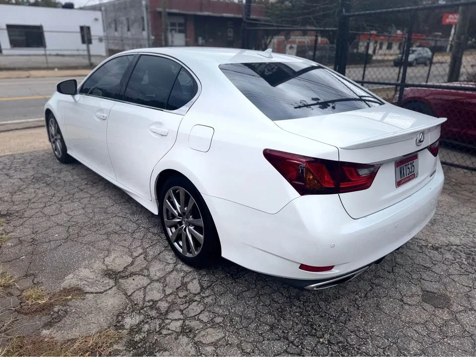 2013 Lexus GS 4th Gen - Image 6 of 15
