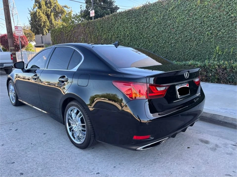 2013 Lexus GS 4th Gen - Image 8 of 18