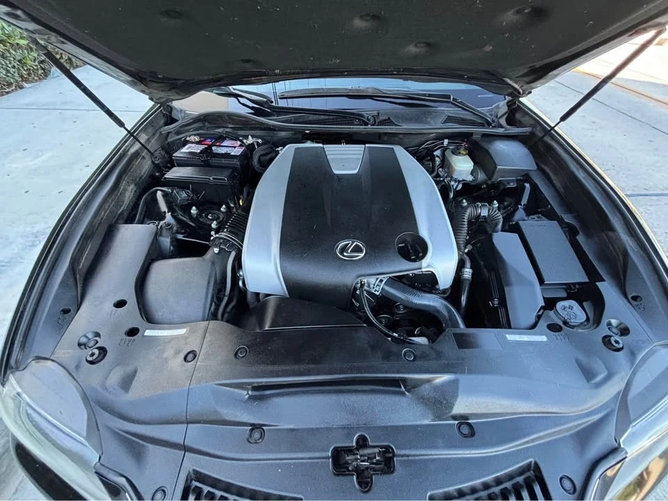2013 Lexus GS 4th Gen - Image 17 of 18