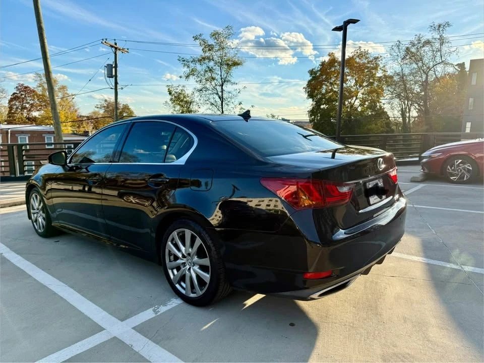 2013 Lexus GS 4th Gen - Image 2 of 13