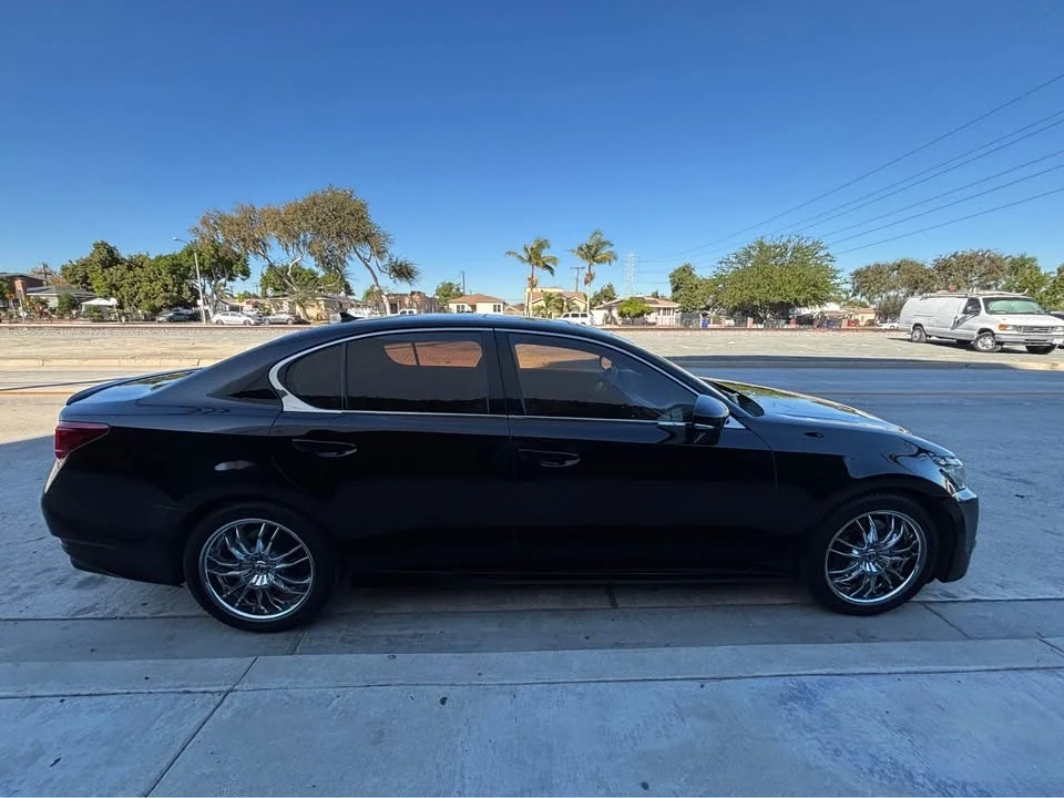 2013 Lexus GS 4th Gen - Image 5 of 18