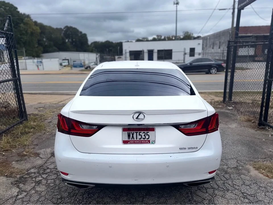 2013 Lexus GS 4th Gen - Image 5 of 15