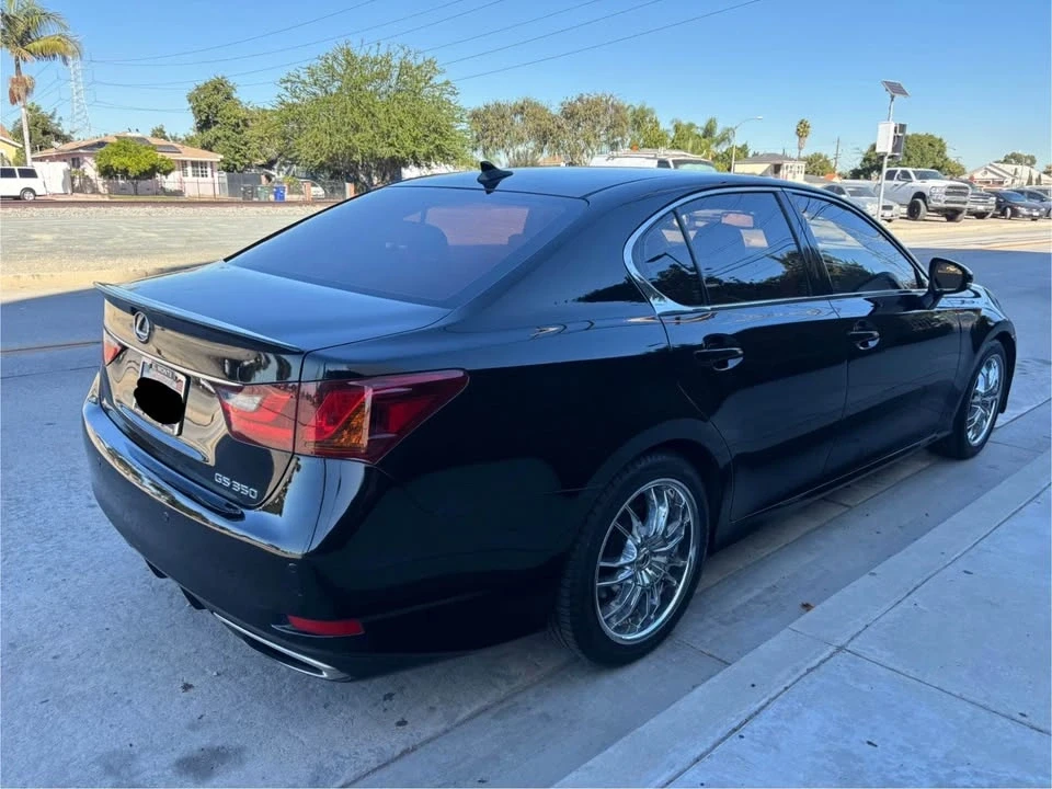 2013 Lexus GS 4th Gen - Image 2 of 18