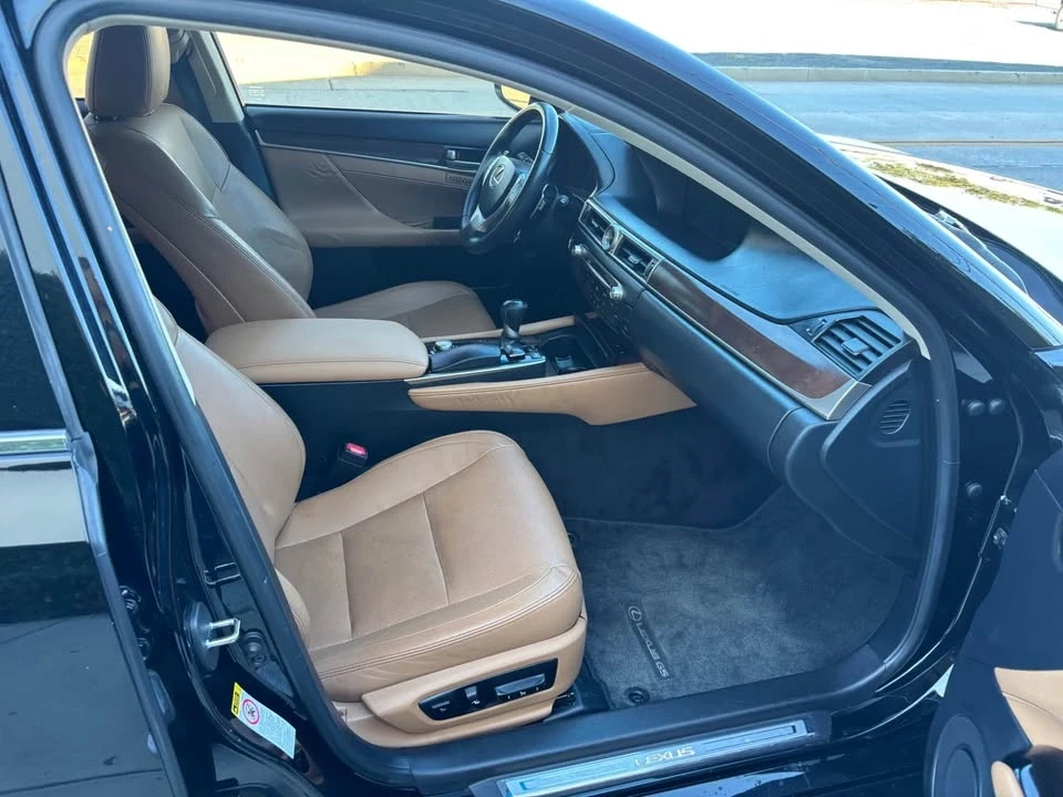 2013 Lexus GS 4th Gen - Image 10 of 18