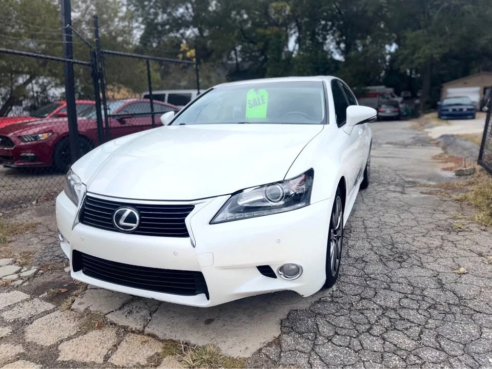 2013 Lexus GS 4th Gen - Image 2 of 15