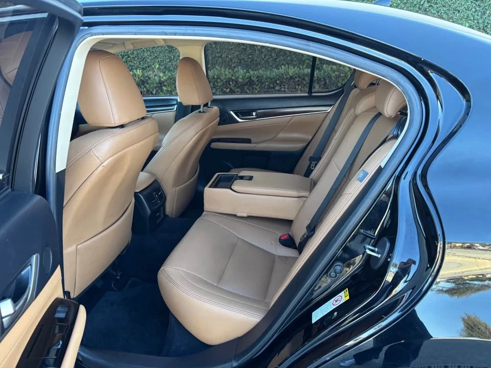 2013 Lexus GS 4th Gen - Image 16 of 18