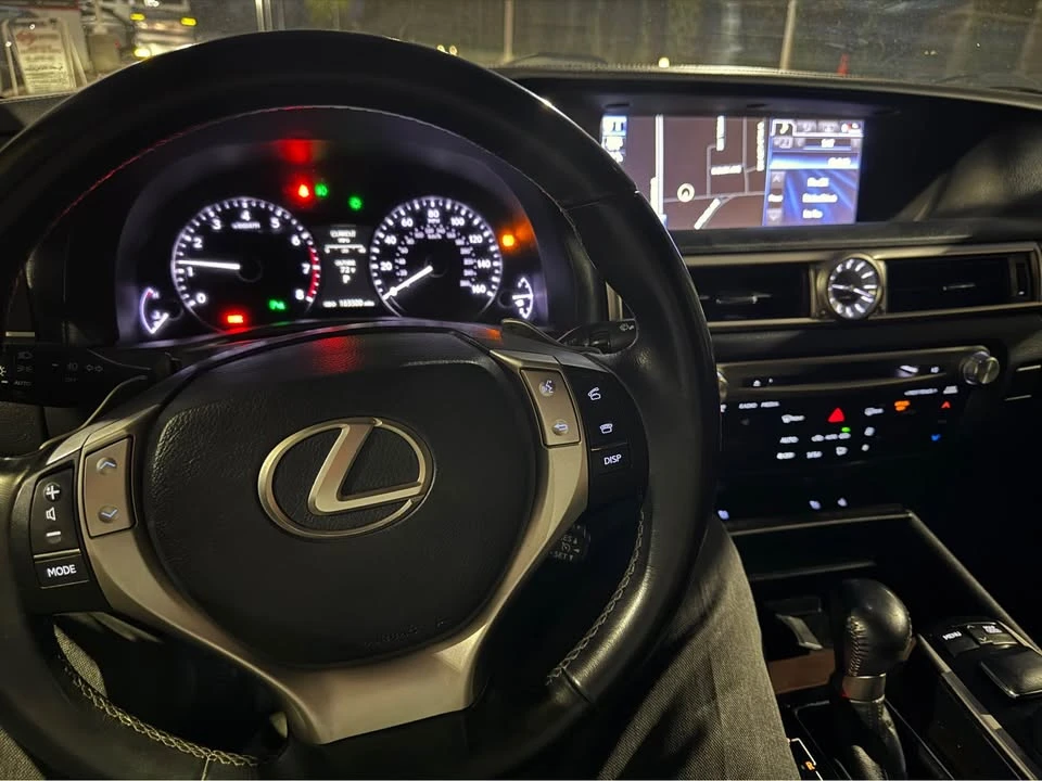 2013 Lexus GS 4th Gen - Image 4 of 5