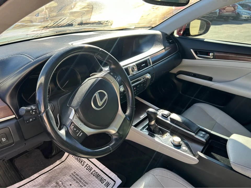 2013 Lexus GS 4th Gen - Image 9 of 13