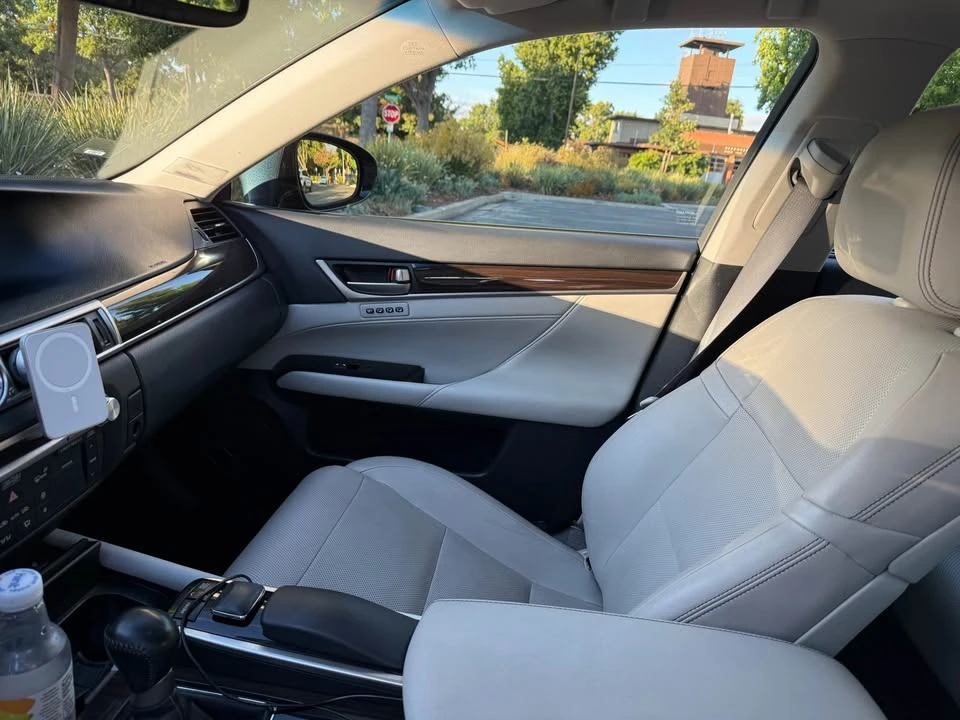 2013 Lexus GS 4th Gen - Image 3 of 20